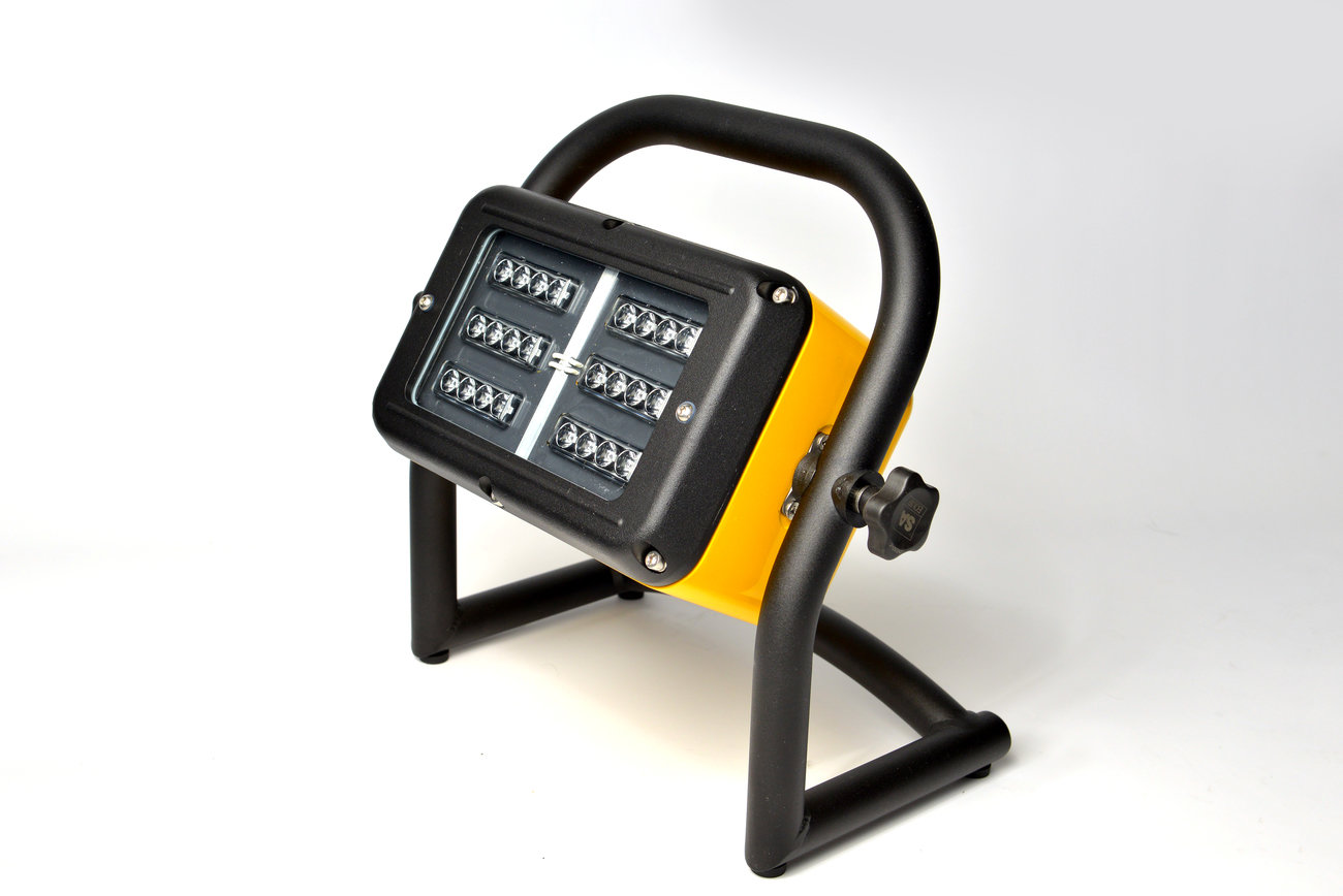 ATEX Zone 1 Rated, LED Compact Floodlight 2000 Lumens Rechargeable